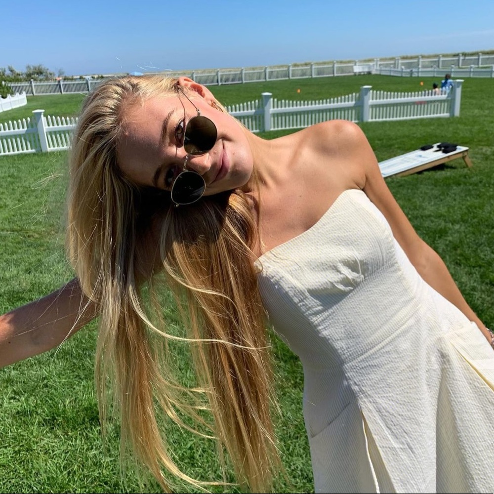 Meet your Posher, Alba